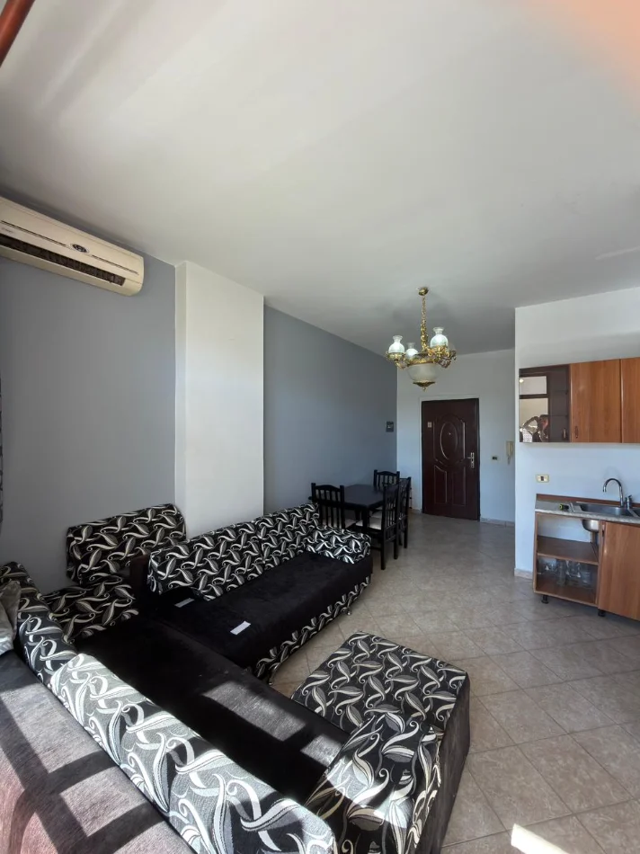 Tirane, shitet apartament 1+1+Aneks+Ballkon Kati 3, 50 m² 88.000 € (kombinat)