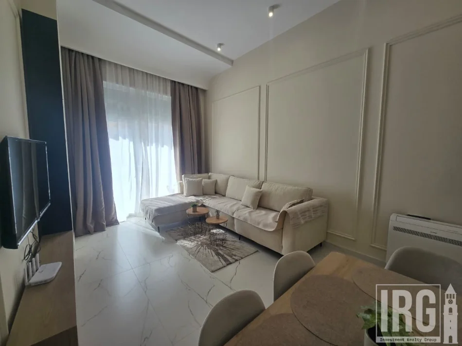 Tirane, jepet me qera apartament 2+1+Aneks+Ballkon Kati 2, 80 m² 1.200 € (qender , sheshi skenderbej)