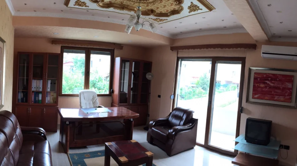 Tirane, shitet Vile Vile 3 Katshe Kati 4, 620 m² 450.000 € (Institut , Kamez)