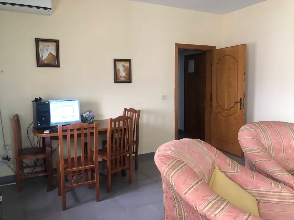 Tirane, jepet me qera apartament 1+1 Kati 6, 70 m² 550 € (Vasil Shanto D8241A-248)