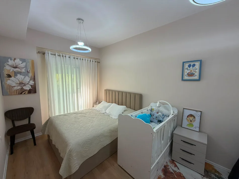 Tirane, shitet apartament 1+1 Kati 2, 63 m² (Ali Demi)