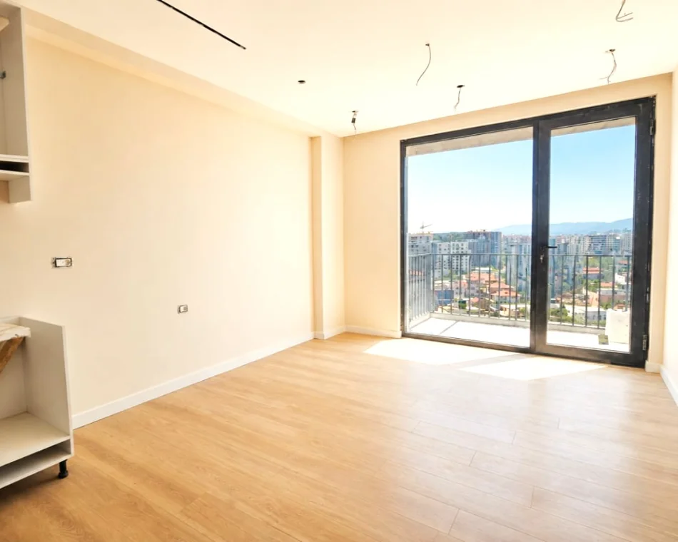 Tirane, shitet apartament 1+1 Kati 10, 44 m² 130.000 € (Rruga Artan Lenja)