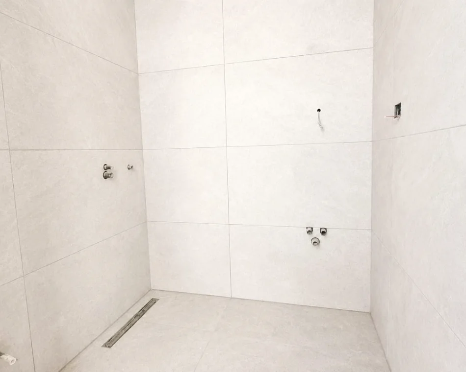 Tirane, shitet apartament 1+1 Kati 10, 46 m² 135.000 € (Rruga Artan Lenja)