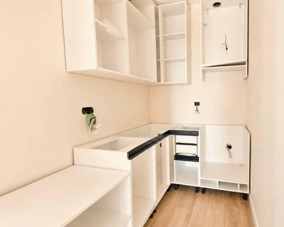 Tirane, shitet apartament 2+1 Kati 10, 70 m² 225.000 € (Rruga Artan Lenja)