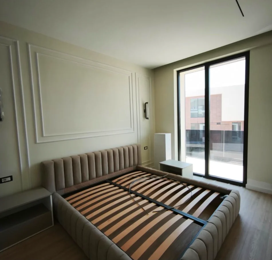 Tirane, shitet apartament 1+1 Kati 2, 78 m² (tulipan residence)