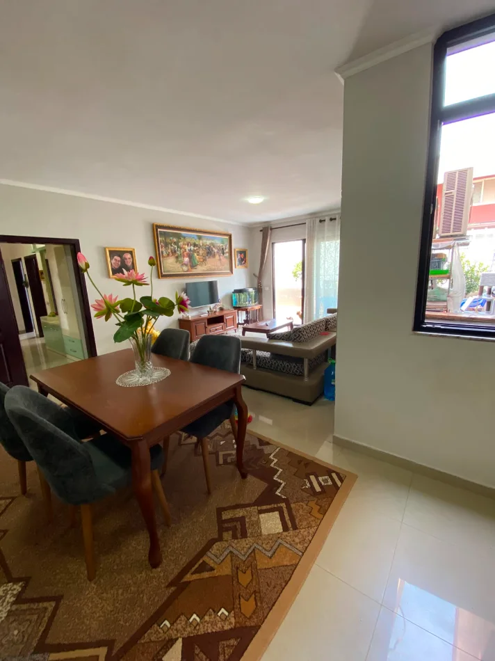 Tirane, shitet apartament 2+1+Aneks+Ballkon Kati 7, 158 m² 196.000 € (yzberisht)