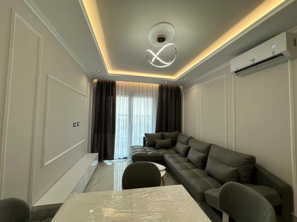 Tirane, jepet me qera apartament 1+1 Kati 7, 68 m² 600 € (Rruga Jordan Misja)