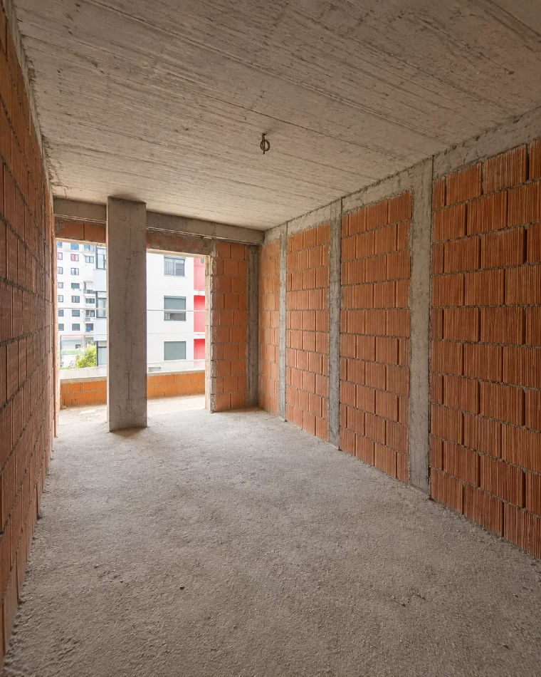 Tirane, shitet apartament 1+1+Ballkon , 72 m² (Kamez) 800 €/m²