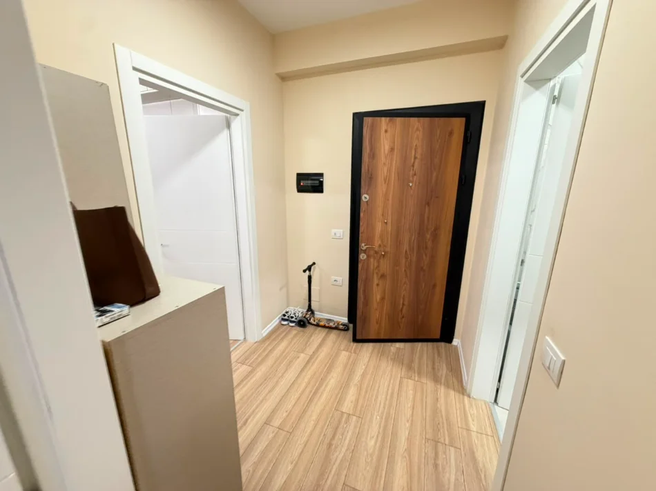 Tirane, shitet apartament 1+1 Kati 3, 72 m² (ASTIR)
