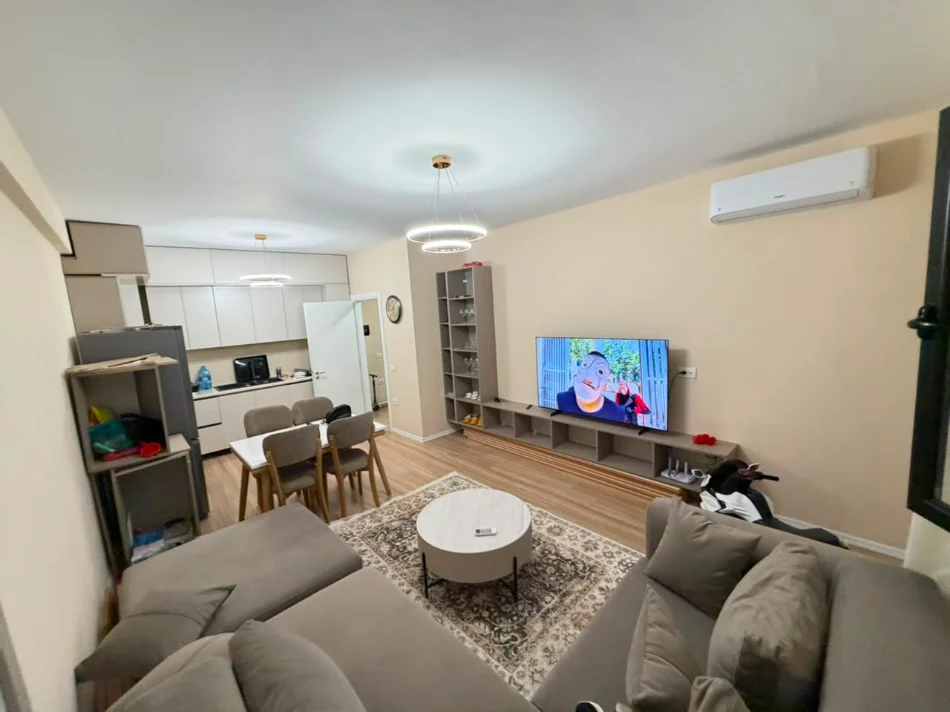 Tirane, shitet apartament 1+1 Kati 3, 72 m² (ASTIR)