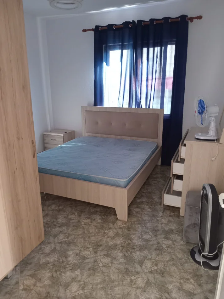Tirane, jepet me qera apartament 2+1 Kati 2, 100 m² 550 € (Astir)