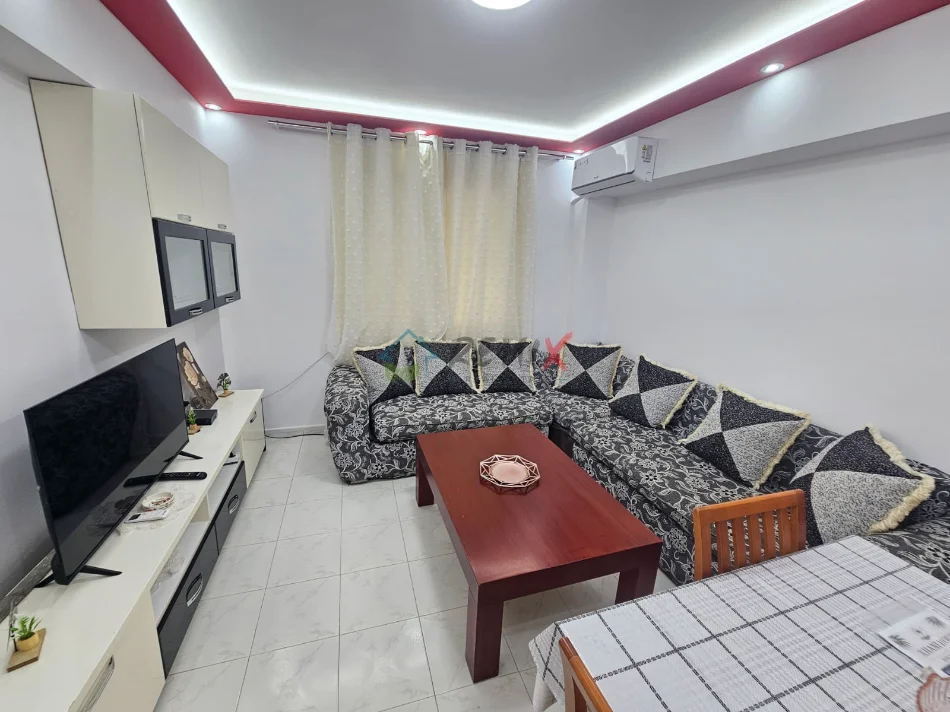 Durres, jepet me qera apartament 1+1+Aneks+Ballkon Kati 1, 55 m² 430 €
