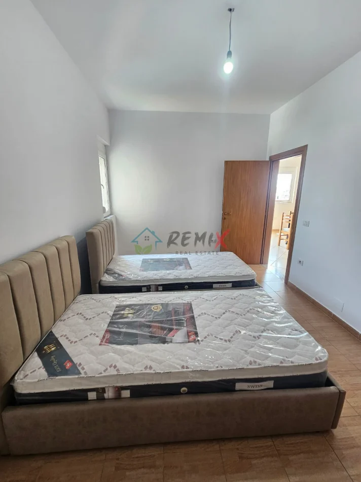 Durres, jepet me qera apartament 2+1+Aneks+Ballkon Kati 3, 90 m² 350 € 