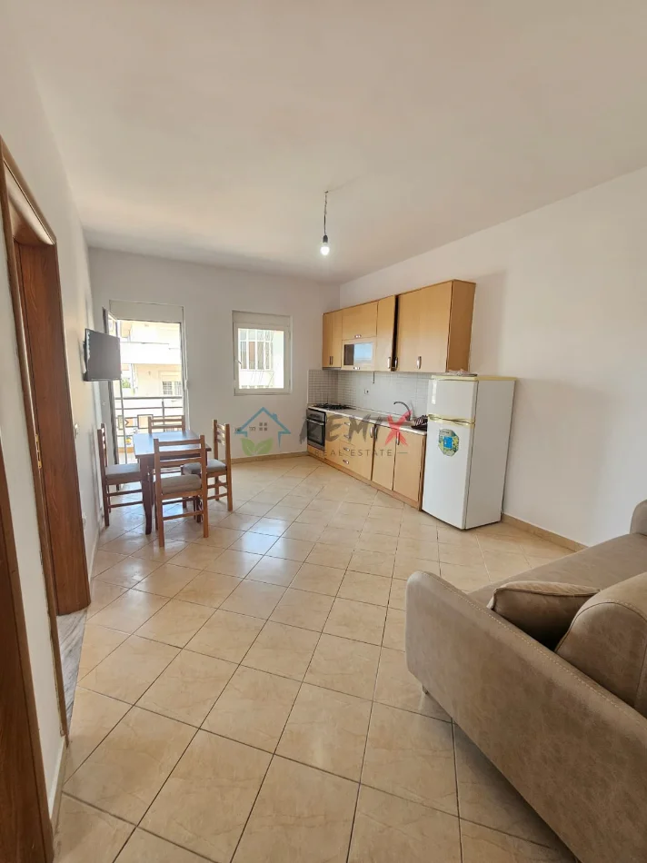 Durres, jepet me qera apartament 2+1+Aneks+Ballkon Kati 2, 90 m² 350 € 