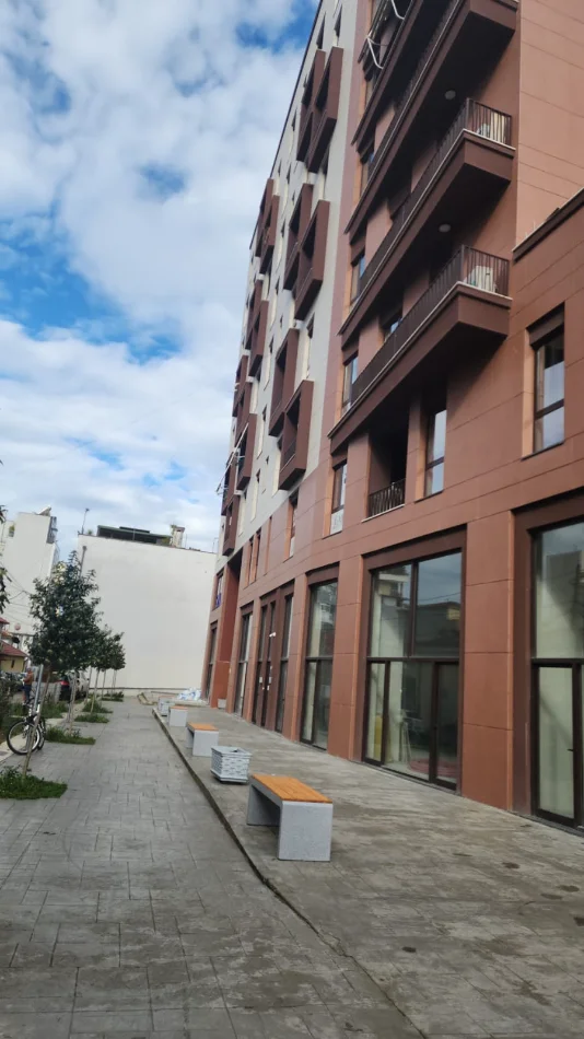 Tirane, shitet apartament 2+1+Ballkon Kati 1, 97 m² 320.100 € (Myslym Shyri)