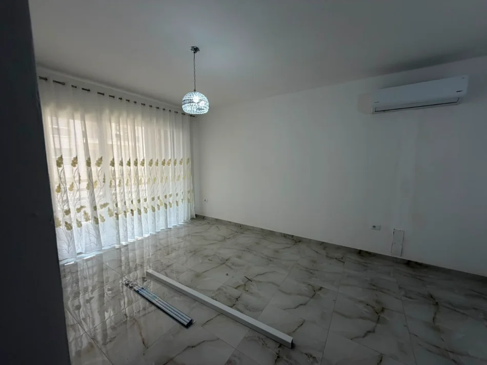 Tirane, jepet me qera apartament 2+1 Kati 3, (rruga dritan hoxha)