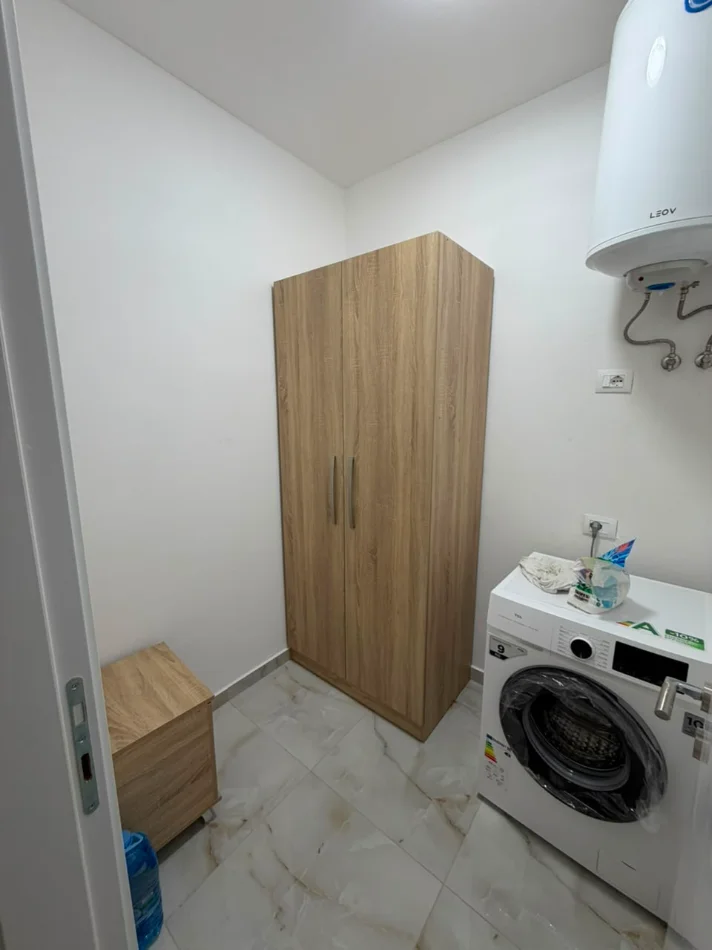 Tirane, jepet me qera apartament 2+1 Kati 3, (rruga dritan hoxha)