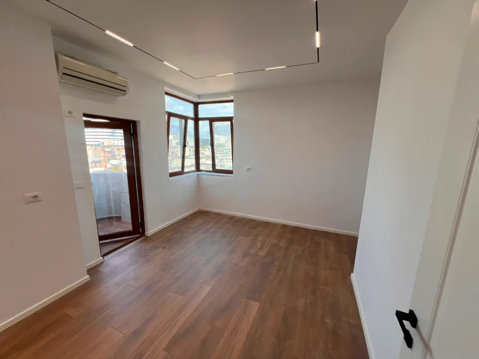 Tirane, shitet apartament 1+1 Kati 5, 56 m² 135.000 € (Ish Nisharaku)