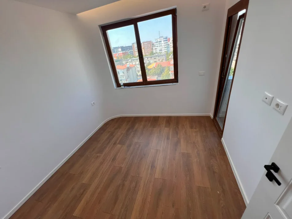 Tirane, shitet apartament 1+1 Kati 5, 86 m² 198.000 € (Ish Nisharaku)