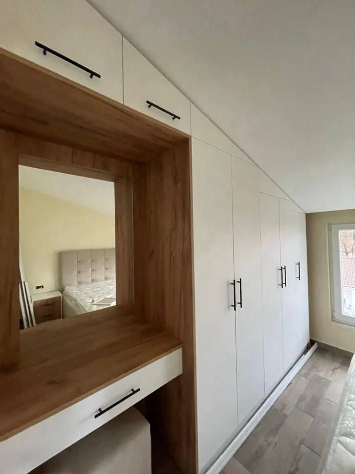 Tirane, jepet me qera apartament 1+1 Kati 1, 60 m² 650 € (Rruga e Elbasanit)