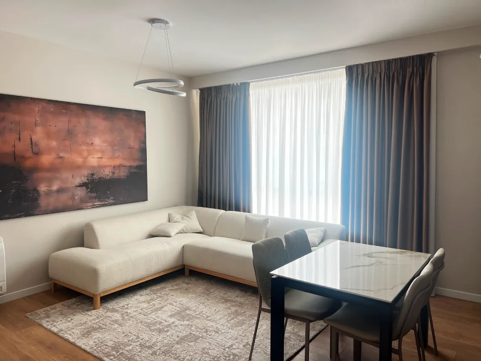 Tirane, jepet me qera nga Pronari, pa-komision apartament 1+1+Ballkon Kati 3, 72 m² 650 € (Prane SPAK)
