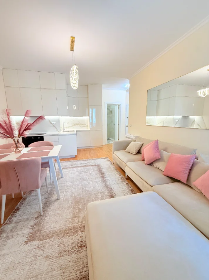 Tirane, jepet me qera apartament 2+1+Ballkon Kati 3, 90 m² 1.200 € (Rruga e Kosovareve)