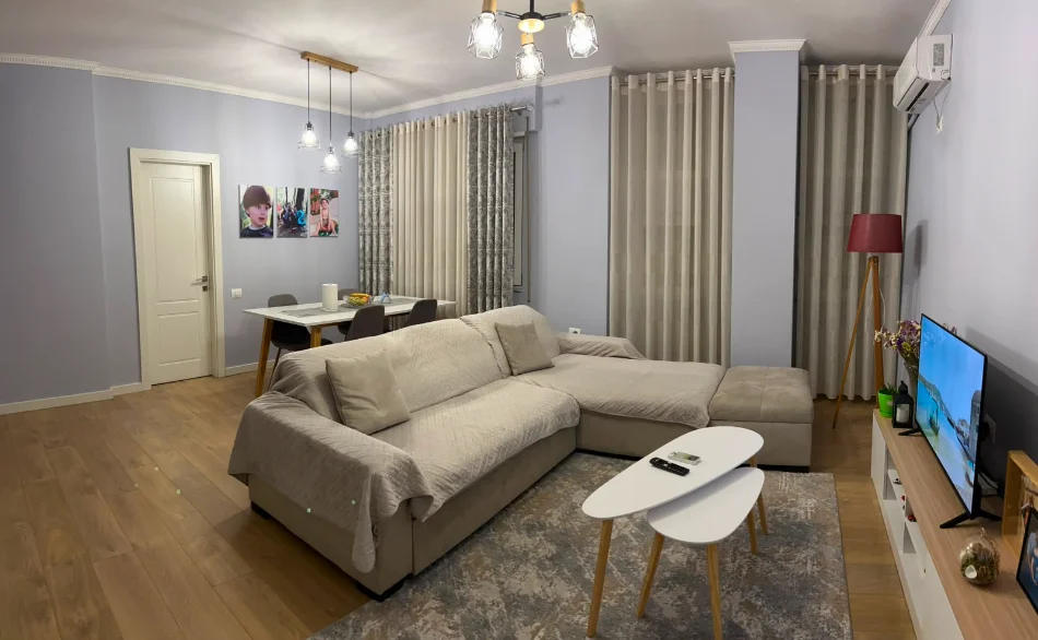 Tirane, jepet me qera apartament 1+1 Kati 1, 87 m² 850 € (Rruga Muharrem Butka)