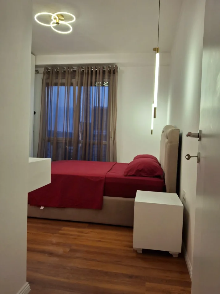 Tirane, jepet me qera apartament 1+1 Kati 5, 65 m² 600 € (Mbrapa Vizion Plus)
