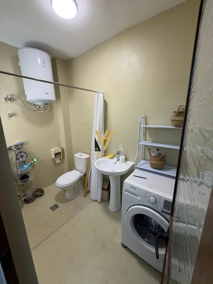 Tirane, jepet me qera apartament 1+1+Ballkon Kati 4, 55 m² 470 € (ALI DEMI)