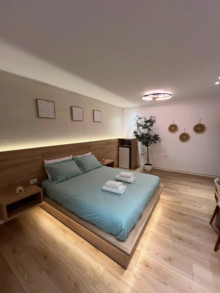 Tirane, jepet me qera garsonier Studio Kati 2, 40 m² 600 € (Rruga e Durresit, siper Mullirit te vjeter)