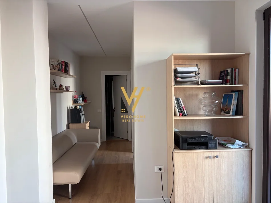 Tirane, jepet me qera zyre Kati 2, 60 m² 770 € (MYSLYM SHYRI)