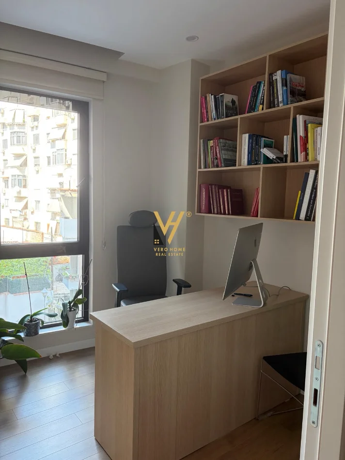 Tirane, jepet me qera zyre Kati 2, 60 m² 770 € (MYSLYM SHYRI)