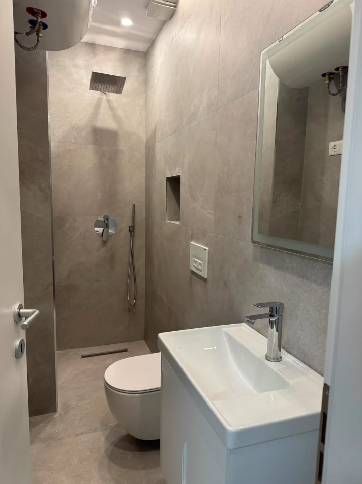Tirane, shitet apartament 1+1 Kati 3, 44 m² 129.000 € 