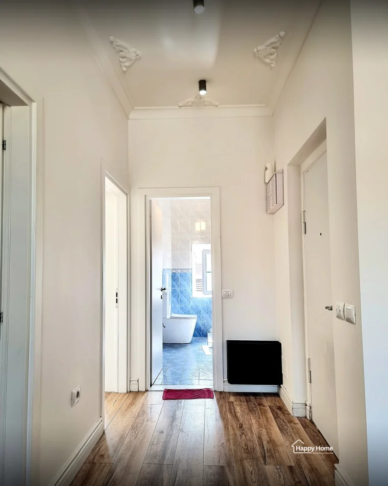 Tirane, jepet me qera apartament 2+1+Ballkon Kati 4, 72 m² 500 € (Kavajes)