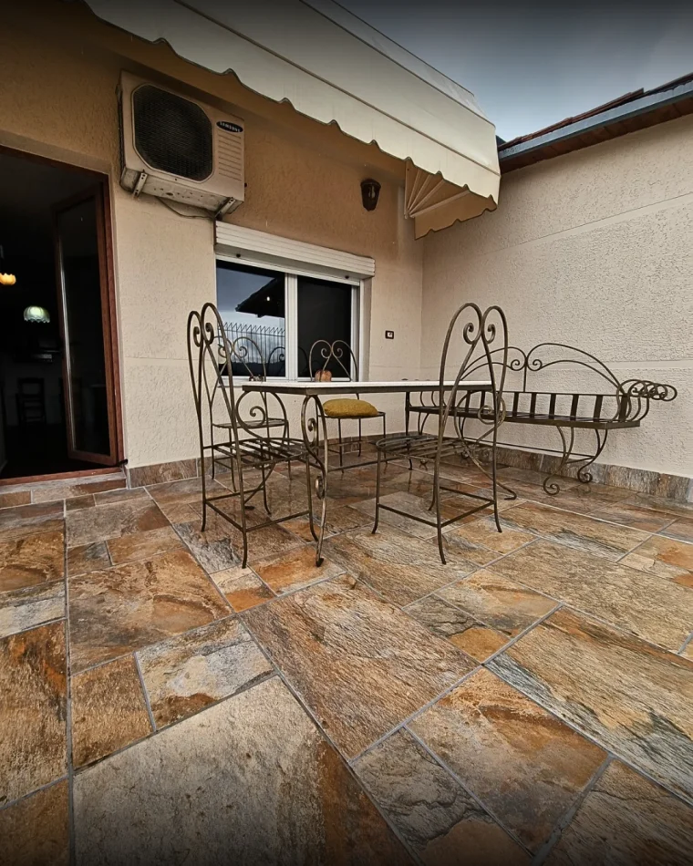 Tirane, jap me qera apartament+verande | Penthouse 3+1+Aneks+Ballkon Kati 8, 252 m² 1.200 € (Stadiumi Dinamo)