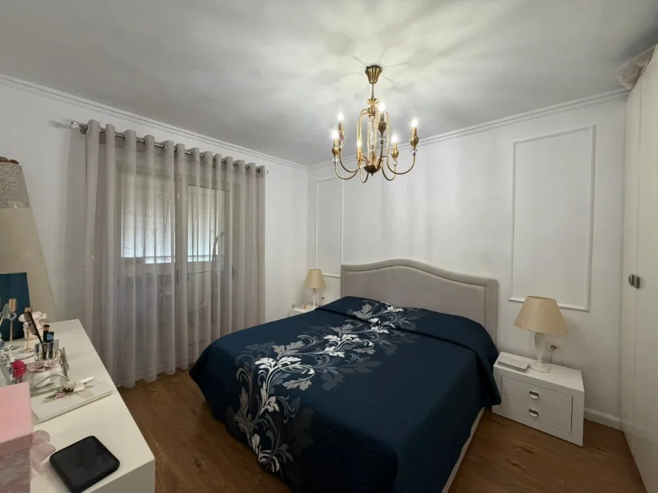 Tirane, shitet apartament 2+1 Kati 4, 85 m² 153.000 € (LAPRAKE , Prane KMY)