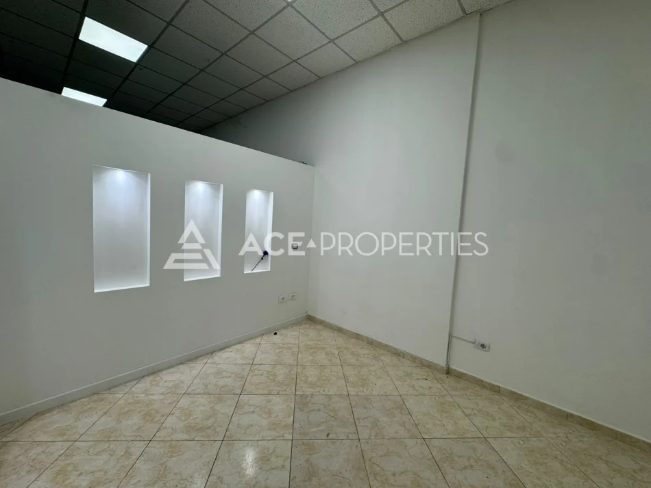 Durres, jepet me qera ambjent biznesi Kati 0, 45 m² 320 € (Vollga, Durres)