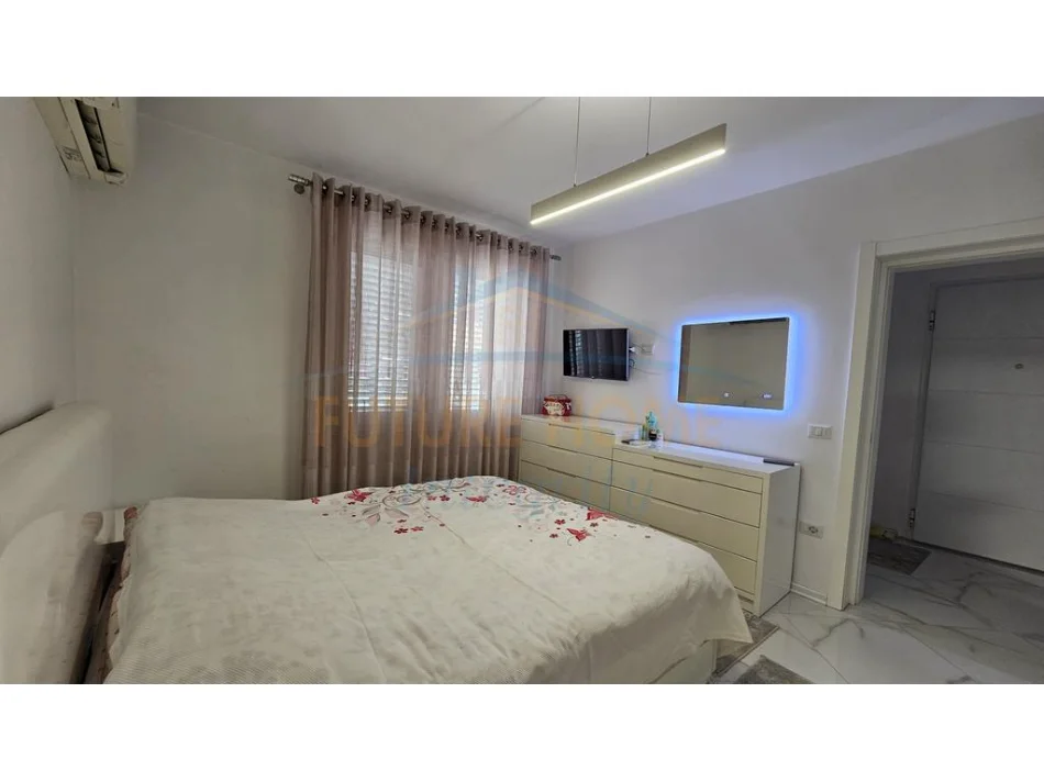 Tirane, jepet me qera apartament 2+1 Kati 4, 60 m² 550 € (RRUGA FERIT XHAJKO)