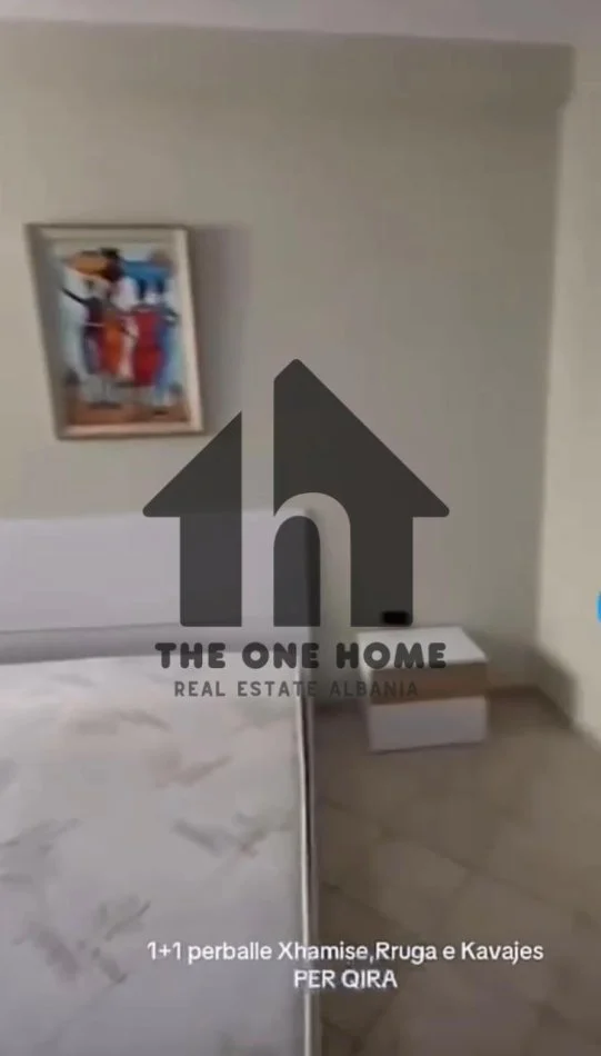 Tirane, jepet me qera apartament 1+1+Ballkon Kati 3, 68 m² 500 € (Rr Kavajes)