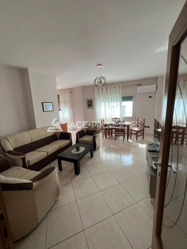 Durres, jepet me qera apartament 2+1 Kati 9, 120 m² 500 € (durres vollga)