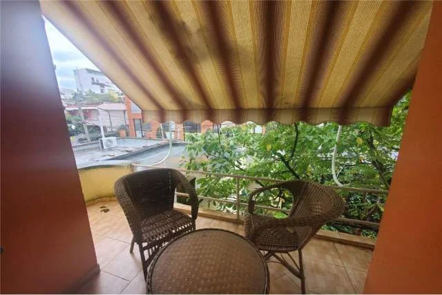 Tirane, jepet me qera apartament 2+1+A+BLK Kati 2, 470 m² 500 Leke (21 Dhjetori)