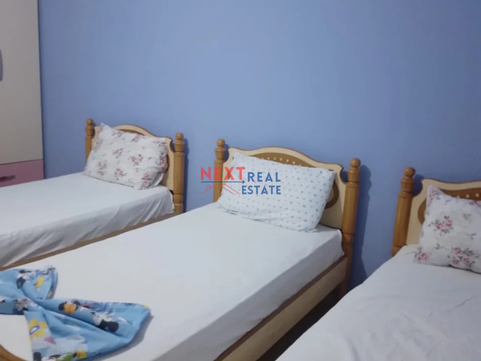 Vlore, jepet me qera apartament 2+1+Ballkon Kati 6, 110 m² 350 € (COLE)