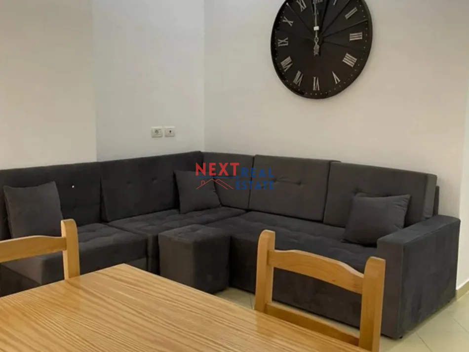 Vlore, shitet apartament 1+1+Aneks+Ballkon , 60 m² 106.000 € (SARANDE)