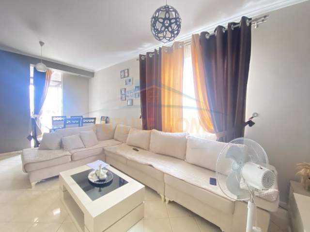 Tirane, ofert apartament Kati 9, 98 m² 100.000 Euro (BULEVARDI MIGJENI)