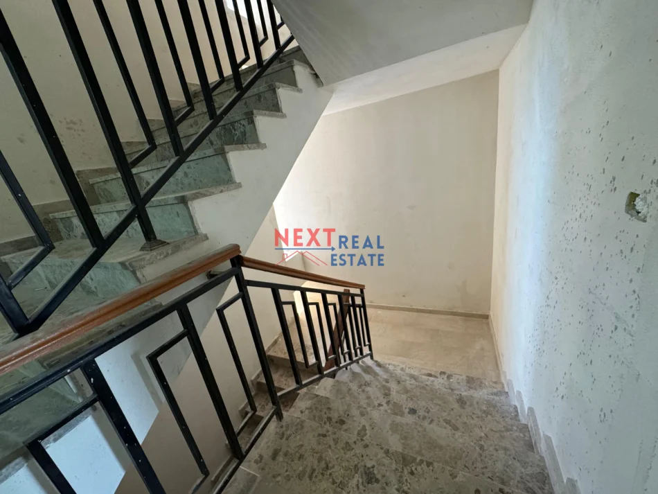 REZERVO PRONEN VETEM ME 500€! Vlore, shitet apartament 1+1+Ballkon Kati 5, 71 m² 99.500 € (PELIVAN LESKAJ, VLORE)