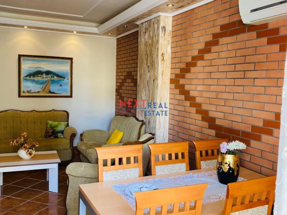 Vlore, jepet me qera apartament 2+1+Ballkon Kati 9, 90 m² 500 € 