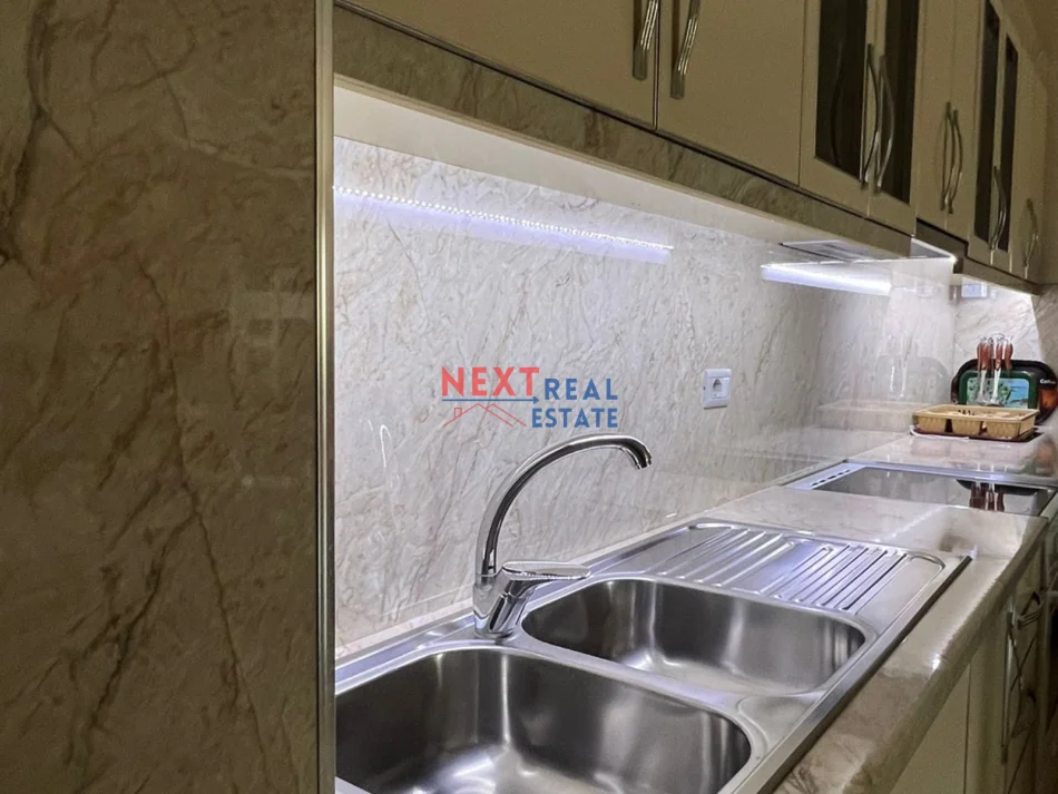 Vlore, shitet apartament 1+1+Ballkon Kati 2, 74 m² 85.000 € (ORIKUM)