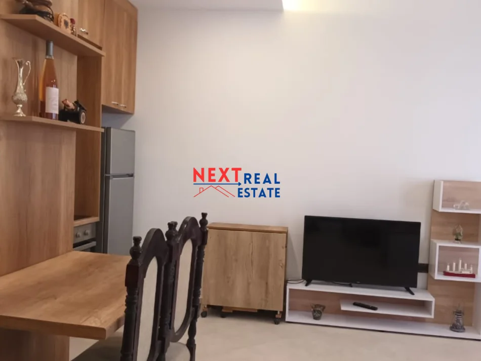REZERVO PRONEN VETEM ME 500€! APARTAMENT 1+1 PERBALLE STADIUMIT “FLAMURTARI”, VLORE