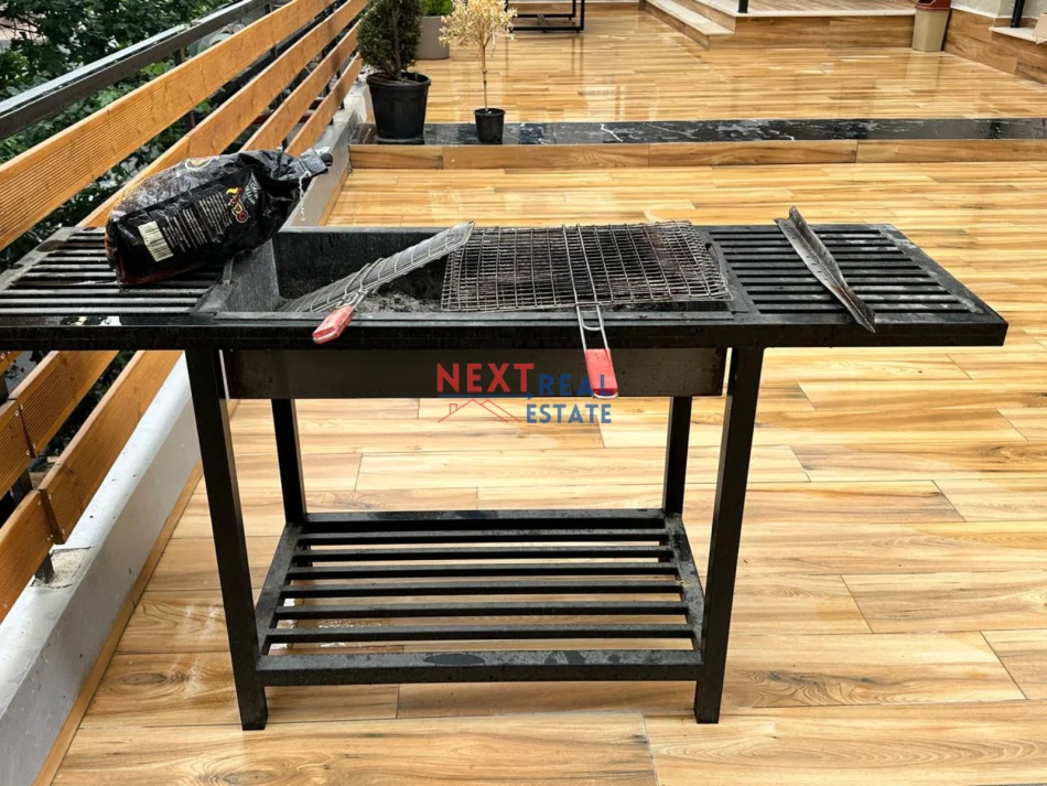 Vlore, jepet me qera apartament 1+1+Ballkon Kati 2, 550 € (KOMBINATI I PESHKUT)