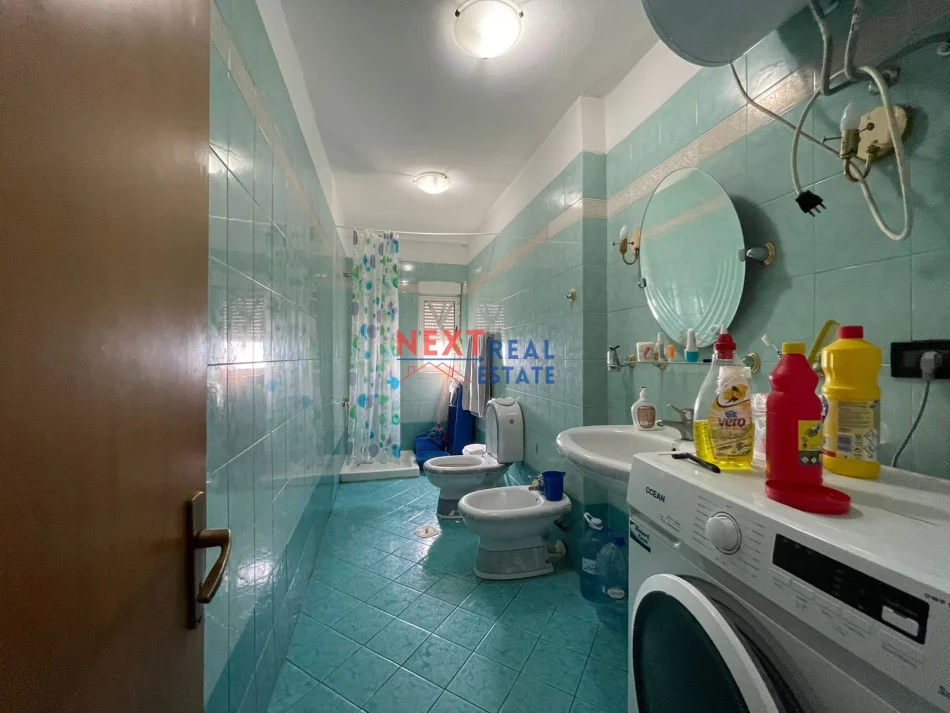 Vlore, shitet apartament 1+1 , 56 m² 43.000 € (KOMISARIATI)